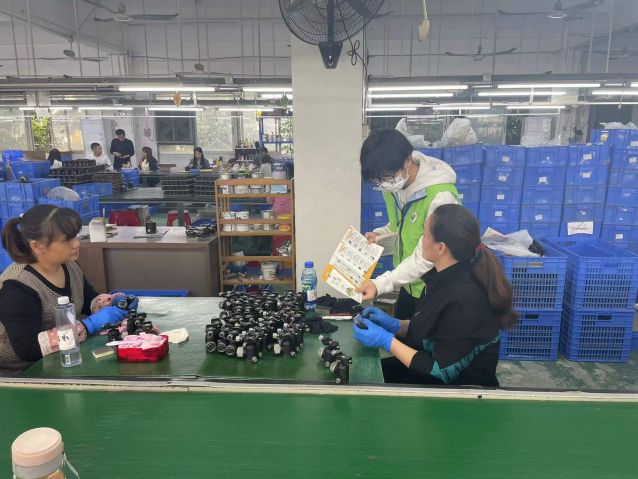 三鄉(xiāng)鎮(zhèn)開展“加強禁毒宣傳， 共創(chuàng)無毒企業(yè)”活動照片1.jpg