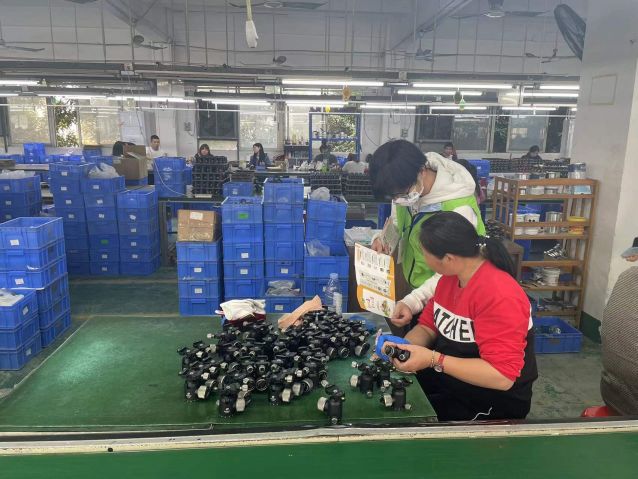 三鄉(xiāng)鎮(zhèn)開展“加強禁毒宣傳， 共創(chuàng)無毒企業(yè)”活動照片3.jpg